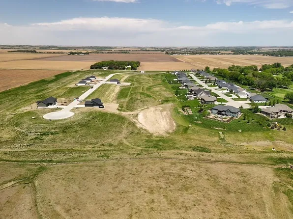 6479 Elk Pl, Columbus, NE 68601