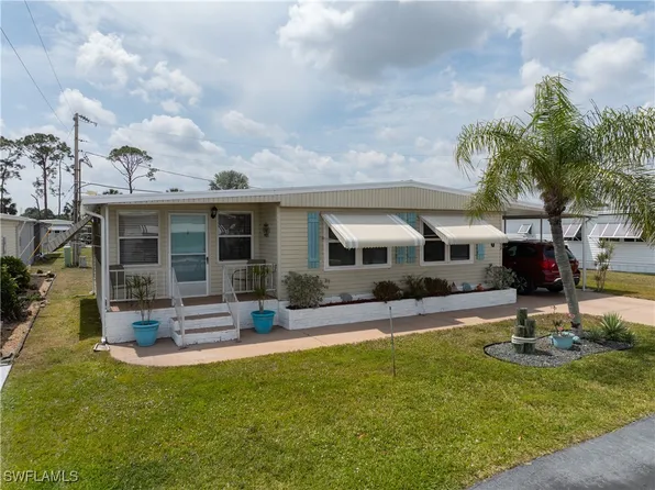 202 Harvest Ln, North Fort Myers, FL 33917