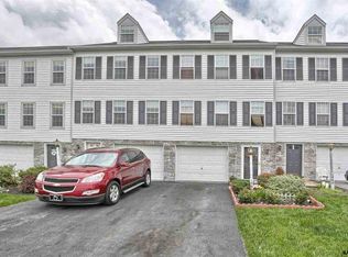 1066 Hearthridge Ln, York, PA