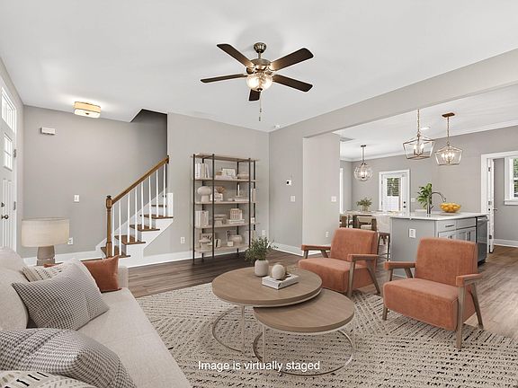 3rd image of 101 Averly Ct