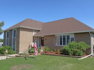 719 Windham Sq, Glendive, MT 59330