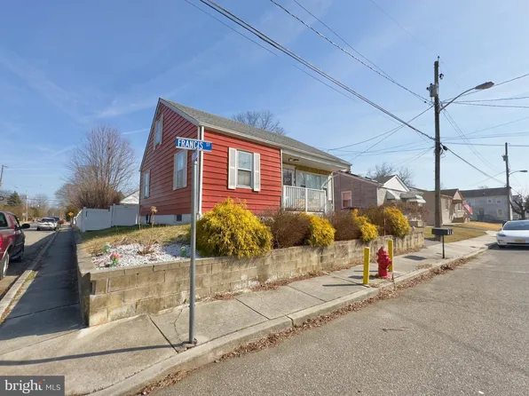 19 Francis St, Wrightstown, NJ 08562