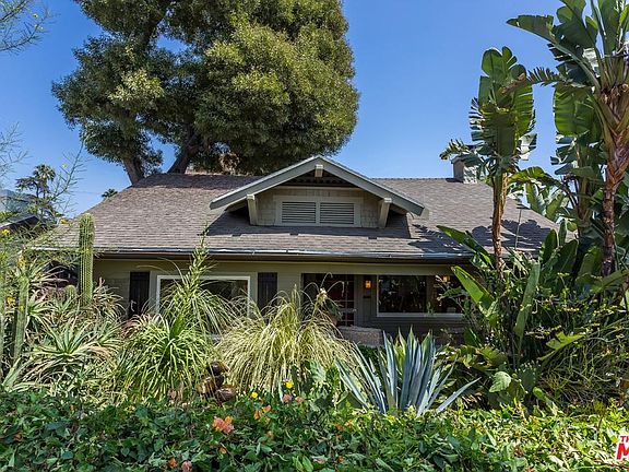 2nd image of 1528 N Curson Ave