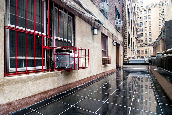 Rented by WAM Partners - William Moses Co. | media 16