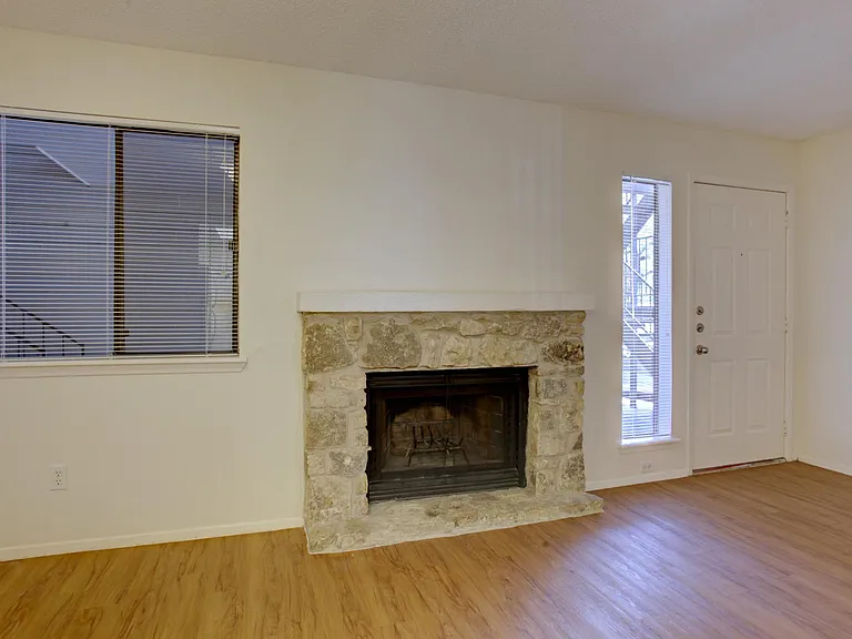 9079 Jollyville Rd #103 — Photo 9
