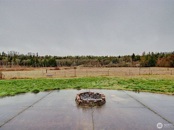 4th image of 32839 Hamilton Cemetery Road