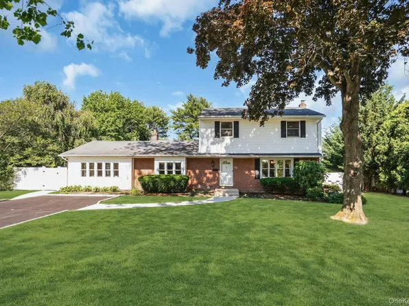 30 Sarina Drive, Commack, NY 11725