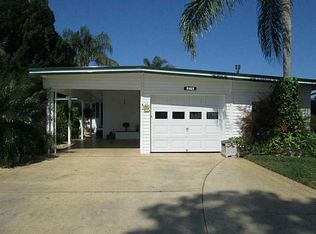 31625 Kelly Cir, Tavares, FL 32778