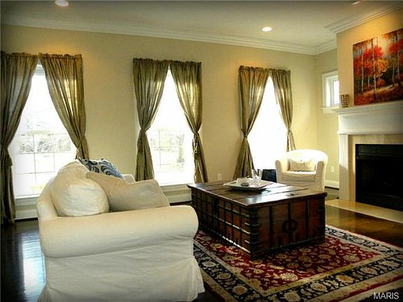 5th image of 419 E Monroe Ave