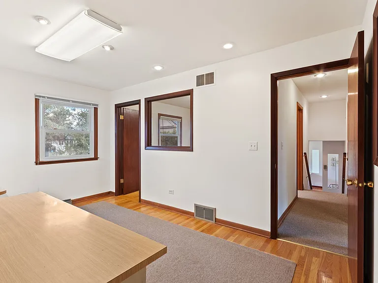 123 Ogden Ave — Photo 11