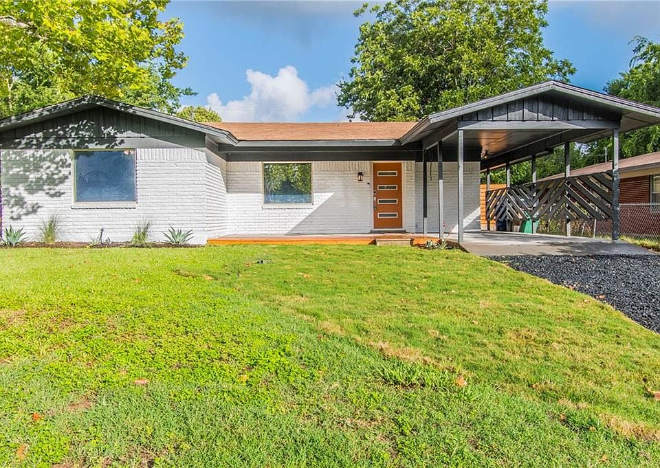 2nd image of 5808 Mojave Dr