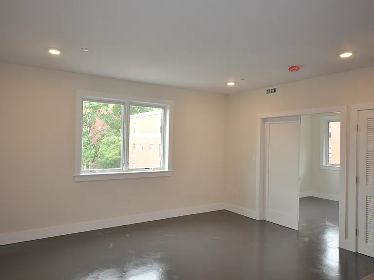 656 Massachusetts Ave #3 — Photo 9