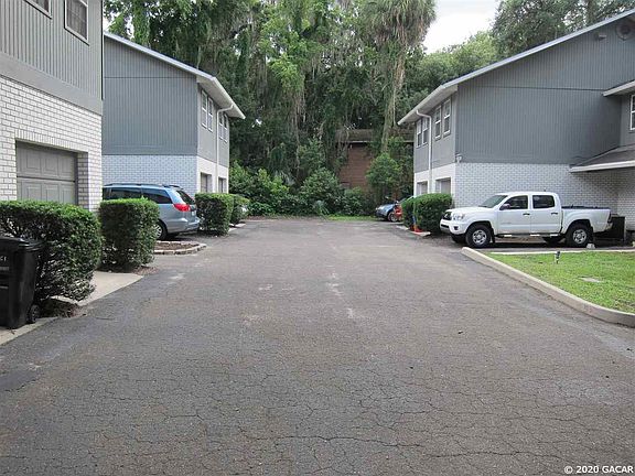 3rd image of 361 NE Boulevard