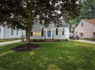 1166 Sunset Rd, Mayfield Heights, OH 44124