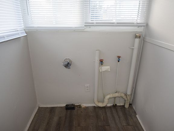 5th image of 5201 Burgess Ave