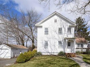 462 Liberty St, Meriden, CT 06450