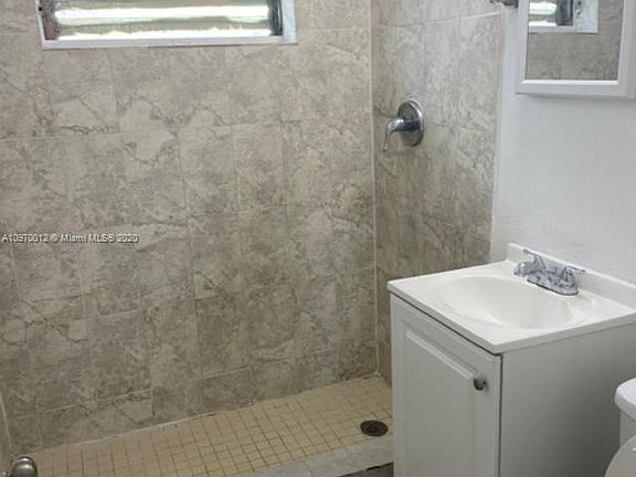 5th image of 3120 NW 19th Ave APT 1