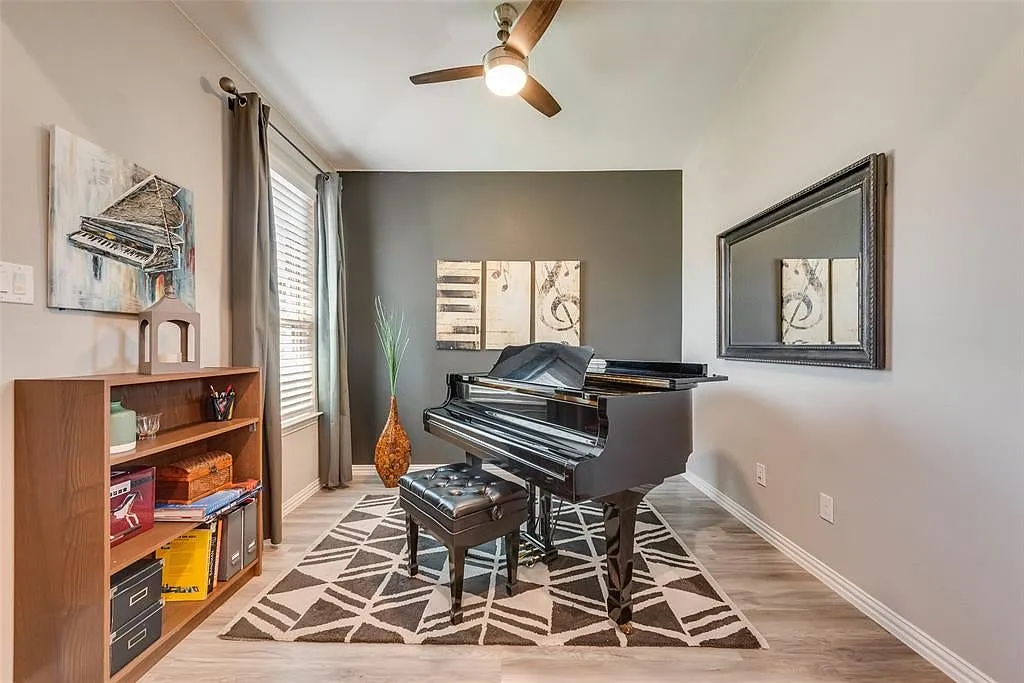3 bed, 1588 sqft, $2,875 — Photo 4