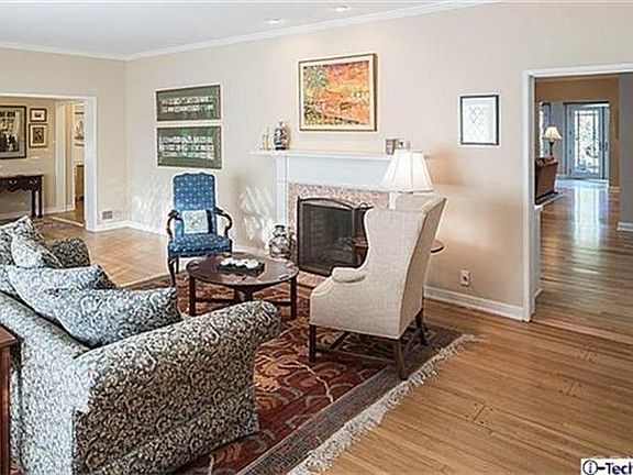 4th image of 1428 Carmelita Pl