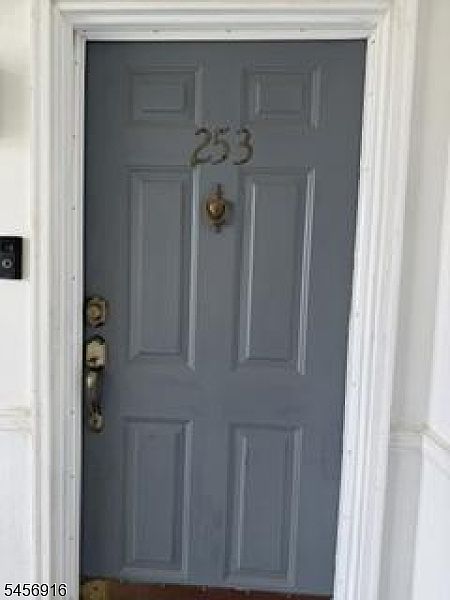 1st image of 253 Rachel Ct