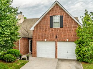 330 Blackwood Ln, Suwanee, GA 30024
