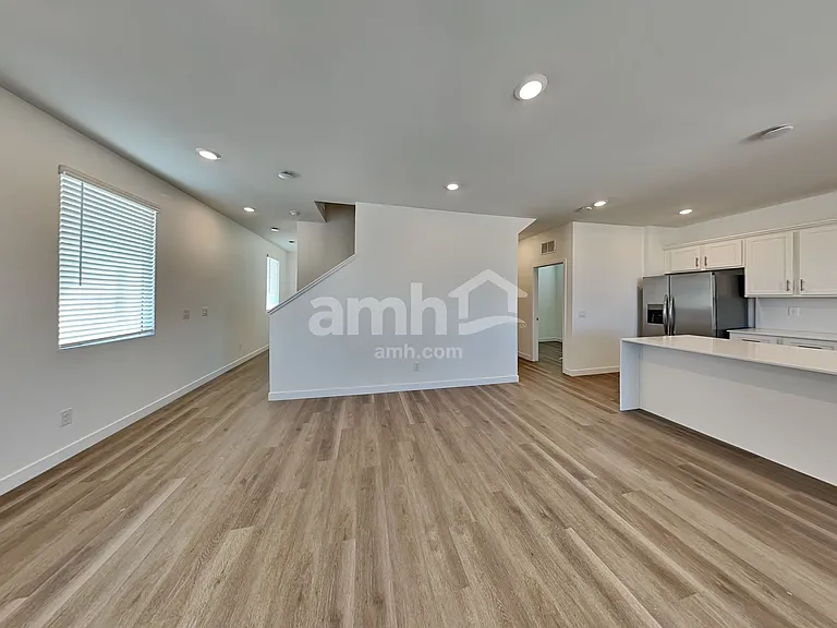 6306 W Calle Bilboa — Photo 5