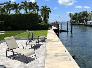 2062 NE 121st Rd, North Miami, FL 33181