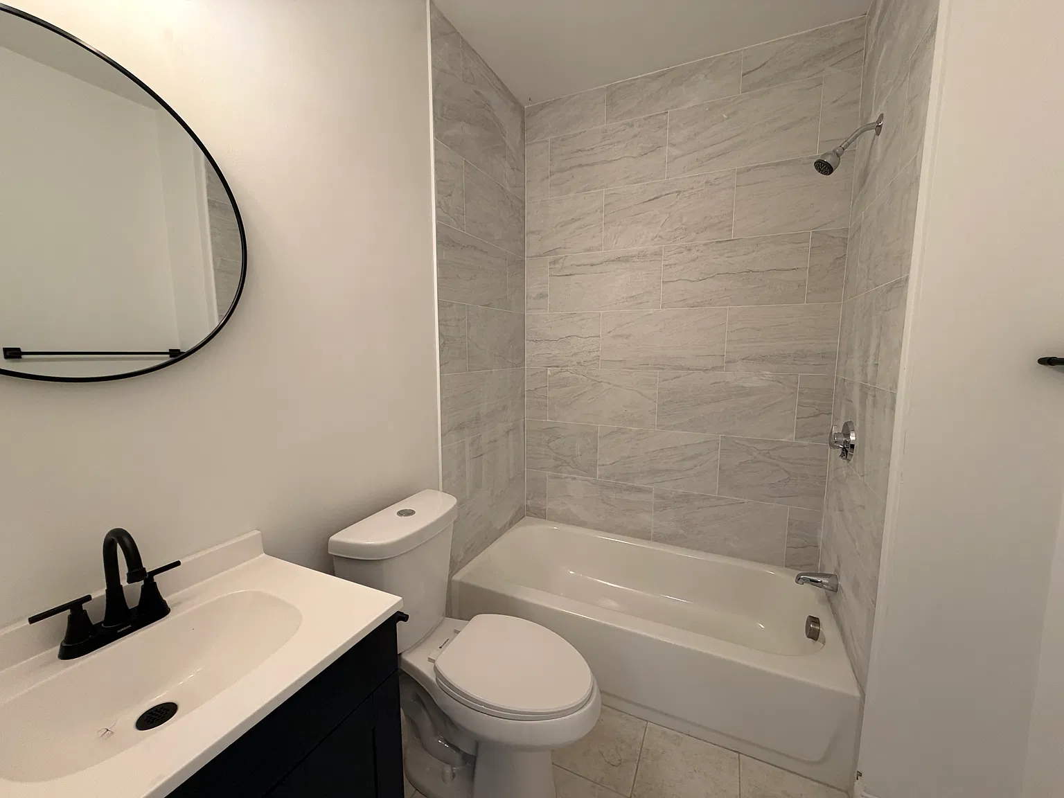 3 bed, 1250 sqft, $2,600 — Photo 4