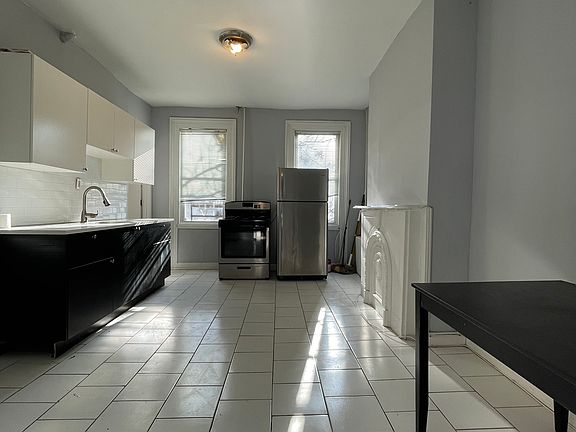 2nd image of 557 Communipaw Ave #2