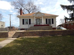 151 N Center St, Bensenville, IL 60106