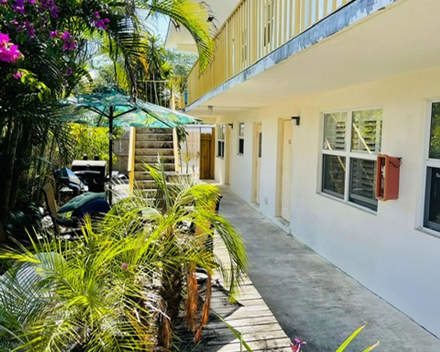 1609 S Federal Hwy Lake Worth, FL 33460 — Photo 1