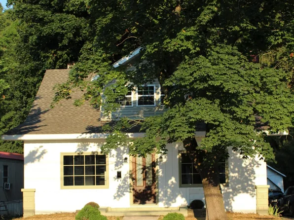 805 N Spring St, Everett, PA 15537