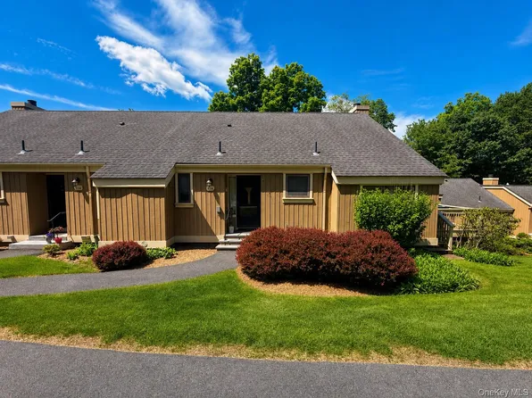 13 Heritage Hills #B, Somers, NY 10589
