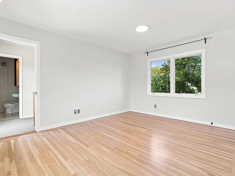26 Dudley Ct — Photo 26