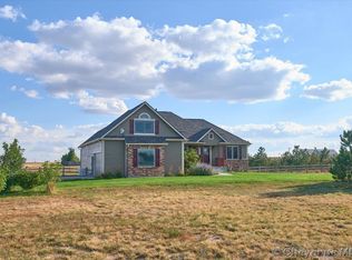11013 Cherry Wood Ln, Cheyenne, WY 82007