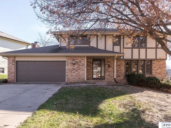 1729 S 153rd Avenue Cir, Omaha, NE 68144