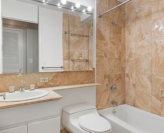 5th image of 171 E 84th St APT 3A