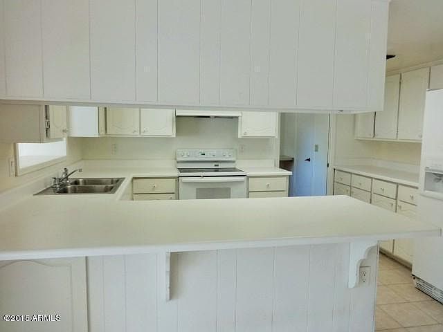 2nd image of 1560 E Glencove St