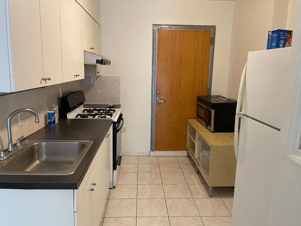 1st image of 145-04 14th Ave Floor 1