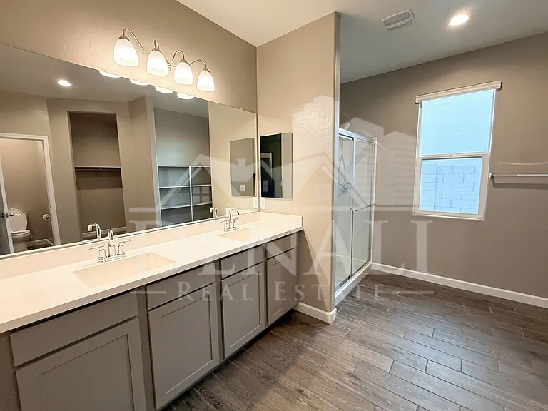 1053 E Horro Rd — Photo 17