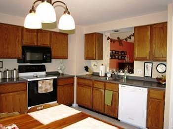 2nd image of 23 Craftsman Ct