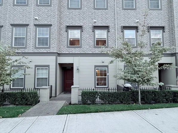 28830 SW Villebois Dr N, Wilsonville, OR 97070