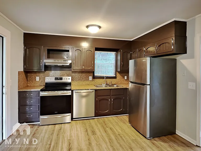 5190 Roger Dr — Photo 5