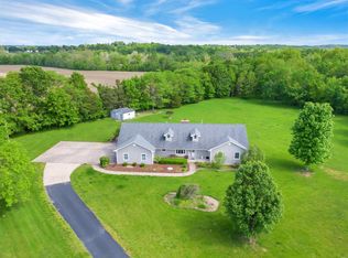 214 Indian Prairie Ln, Union, MO 63084