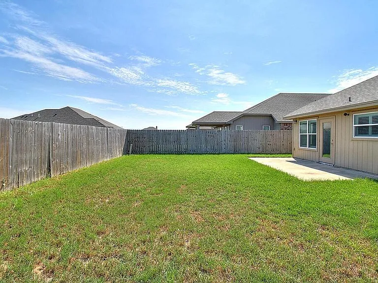7918 Fort Griffen Dr — Photo 10