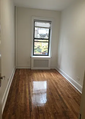 Rented by JTRE LLC | media 9