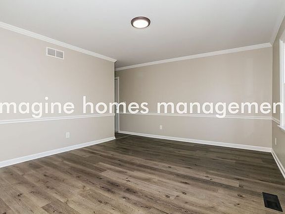 5th image of 262 Palm Springs Dr