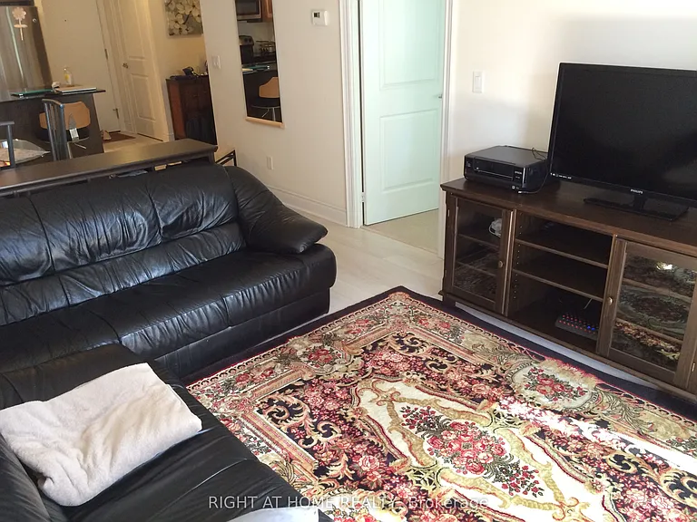 28 Ted Rogers Way #1506 — Photo 7