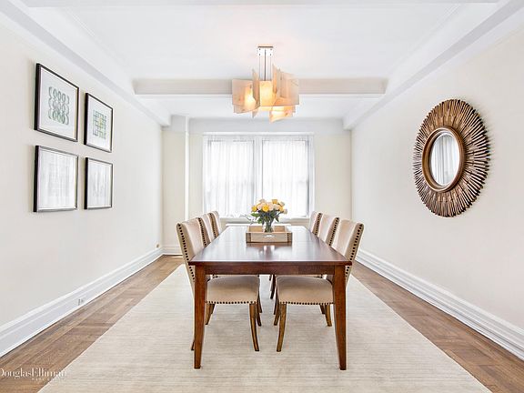 3rd image of 470 W End Ave #4E