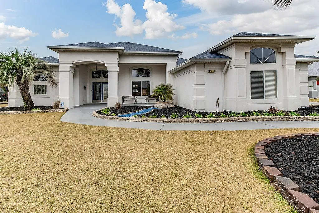 Building Photo - 5139 Chandelle Dr